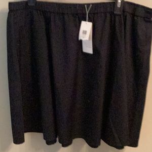 Skirt. Eileen fisher. NWT